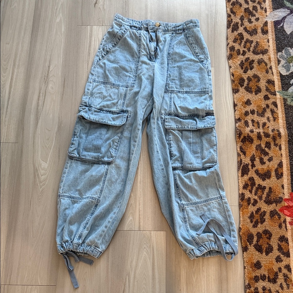 Abercrombie & Fitch Light Blue Cargo Pants